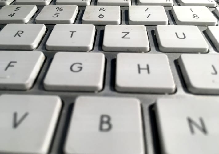 der Ausschnitt einer Tastatur als Symbol der Barrierefreiheit
