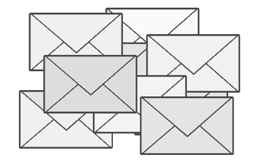 mehrere Briefumschläge als Symbol für die Aussendung von Newslettern